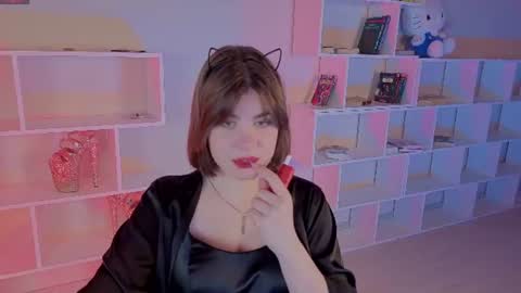 Kitty Wifey online show from 06/13/26, 09:13