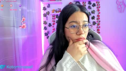 Snapshot of kotomi_rosse chatting on 05/01/26, 01:54 Kotomi online show from 05/01/26, 01:54