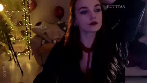 Snapshot of kottyaa_ch chatting on 12/19/25, 06:26 Kottyaa cb FOLLOWING online show from 12/19/25, 06:26