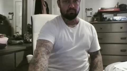 koululier23 online show from 10/28/25, 05:33