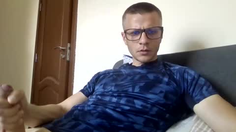 Snapshot of kourii chatting on 04/11/26, 10:30 Kourii online show from 04/11/26, 10:30