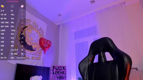 Jess online show from 02/23/25, 11:14