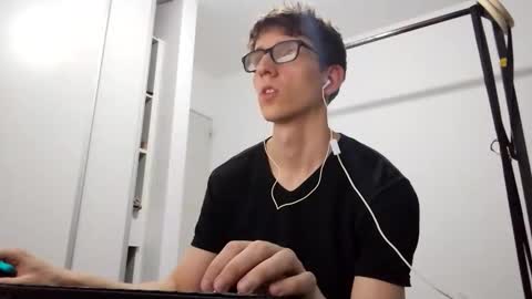 Facu online show from 03/09/26, 04:27
