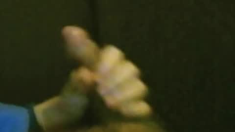 Snapshot of kren565656 chatting on 10/14/25, 08:37 kren565656 online show from 10/14/25, 08:37