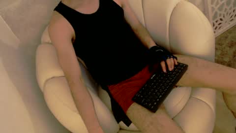 Snapshot of kreyikoz chatting on 06/12/26, 11:57 kreyikoz online show from 06/12/26, 11:57