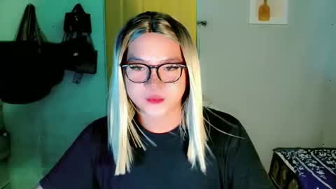 krezikeed online show from 05/05/26, 02:08