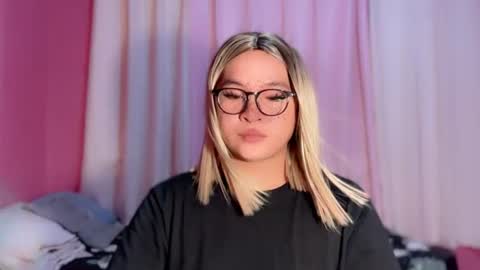 krezikeed online show from 06/20/26, 02:42