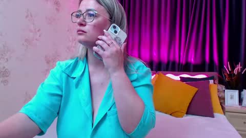 Kriss online show from 05/05/26, 12:57