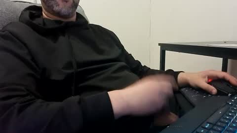 krime59100 online show from 06/12/26, 01:26