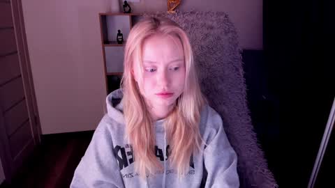 kris_grant online show from 01/26/25, 10:34