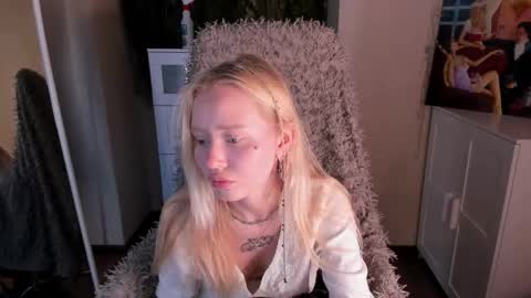 kris_grant online show from 10/04/25, 10:24