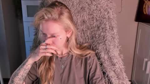 kris_grant online show from 10/09/25, 10:35