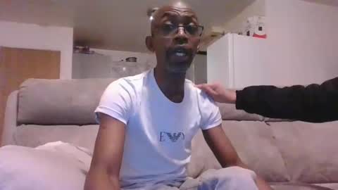 Snapshot of krisangels1 chatting on 12/30/24, 05:02 Kris and Angels Summer Snowy IvY online show from 12/30/24, 05:02