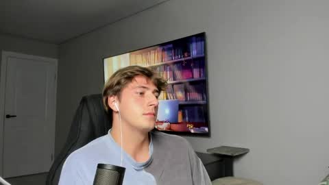 Snapshot of krishort chatting on 05/11/26, 04:48 krishort online show from 05/11/26, 04:48