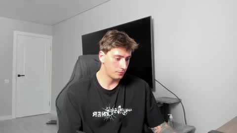 Snapshot of krishort chatting on 05/31/26, 10:11 krishort online show from 05/31/26, 10:11