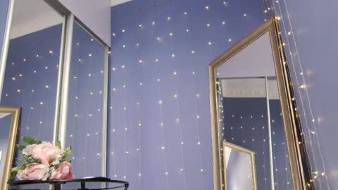 Snapshot of kriskras__ chatting on 11/11/25, 05:18 kriskras__ online show from 11/11/25, 05:18