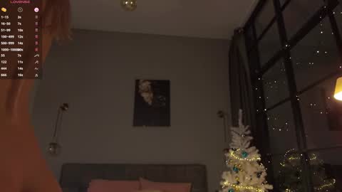 Snapshot of kriss0leoo chatting on 12/13/24, 04:05 Mary online show from 12/13/24, 04:05