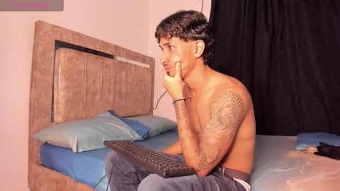 Snapshot of kriss_edwards chatting on 01/16/26, 03:32 Kriss online show from 01/16/26, 03:32