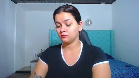 kriss_sweetboobs online show from 01/09/25, 01:02