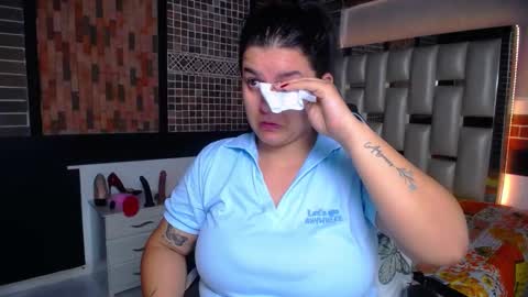 kriss_sweetboobs online show from 09/19/25, 12:39