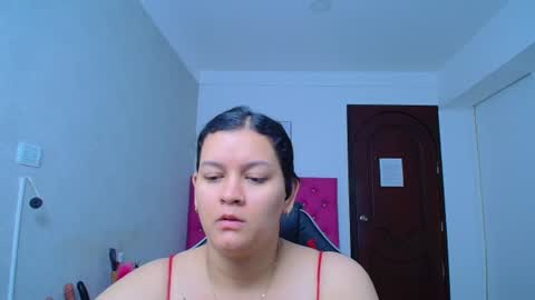 kriss_sweetboobs online show from 07/17/26, 12:45