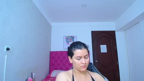 kriss_sweetboobs online show from 07/21/26, 01:02