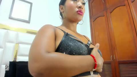 Snapshot of krissbrown_1 chatting on 05/12/26, 01:30 KRISSBROWN 1 online show from 05/12/26, 01:30