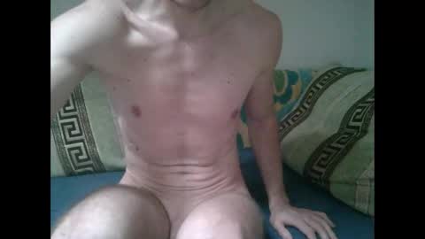 Snapshot of krissifitboy_xxx chatting on 01/06/25, 01:41 krissifitboy_xxx online show from 01/06/25, 01:41
