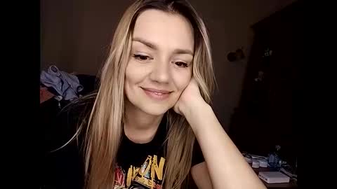 KrissSexi online show from 12/04/24, 09:07