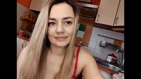 KrissSexi online show from 12/05/24, 09:39