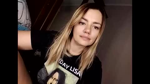 KrissSexi online show from 09/19/25, 07:03