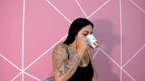 kristal online show from 09/24/25, 10:07