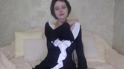 krissvoss online show from 10/17/25, 09:17