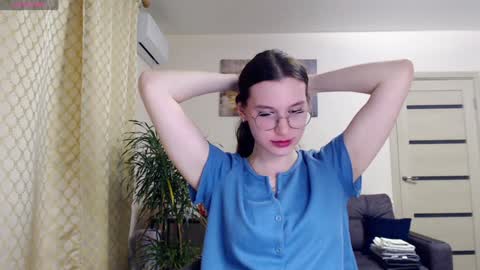 kristal89 online show from 01/03/25, 01:05