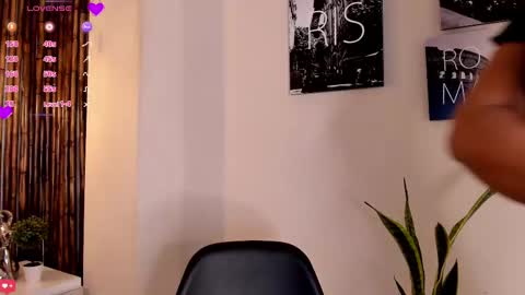 Aria online show from 10/02/25, 12:12