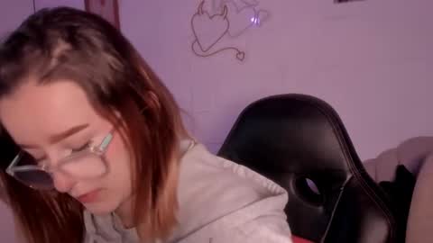 kristal online show from 09/23/25, 12:08