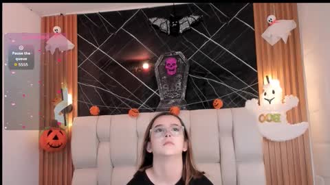 kristal online show from 10/20/25, 12:38