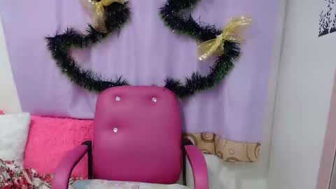 Cristina online show from 12/03/24, 06:17