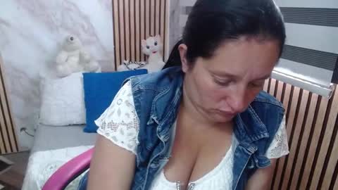 Cristina online show from 09/09/25, 01:54