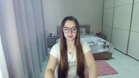 Snapshot of kristall_xxx chatting on 02/01/26, 08:13 twitter Annemarye 23 online show from 02/01/26, 08:13
