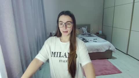 Snapshot of kristall_xxx chatting on 02/07/26, 11:47 twitter Annemarye 23 online show from 02/07/26, 11:47