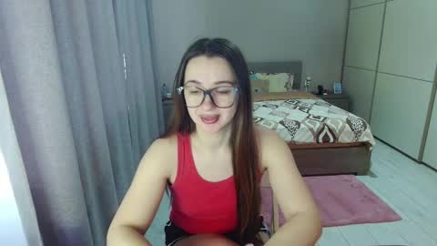Snapshot of kristall_xxx chatting on 03/21/26, 05:23 twitter Annemarye 23 online show from 03/21/26, 05:23