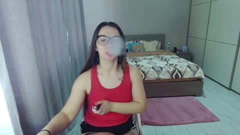Snapshot of kristall_xxx chatting on 03/21/26, 08:41 twitter Annemarye 23 online show from 03/21/26, 08:41