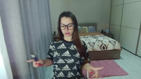Snapshot of kristall_xxx chatting on 04/23/26, 05:30 twitter Annemarye 23 online show from 04/23/26, 05:30