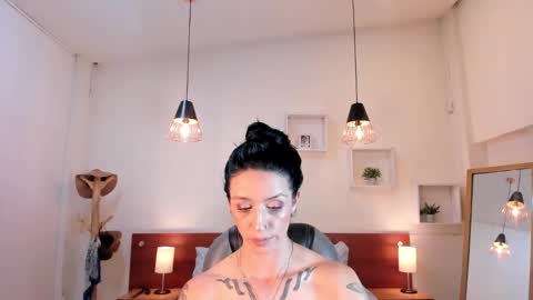 Sophia online show from 12/14/24, 12:01