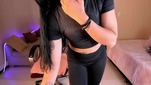 Sophia online show from 05/01/26, 08:46