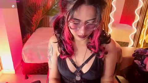 kristen_tay online show from 06/11/26, 02:53