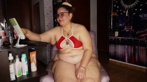 Kristen online show from 12/18/24, 11:51