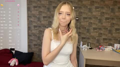 Alisa online show from 05/22/26, 04:34