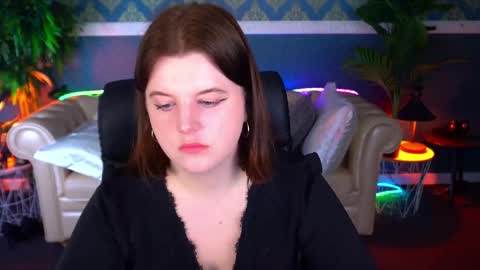 kristifoxy online show from 04/19/26, 05:18